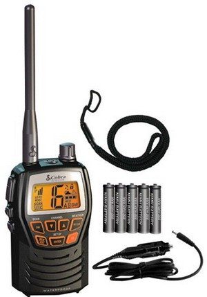 RADIO COBRA VHF MARINO PORTATIL HH125 - ROBUSTO Y COMPACTO