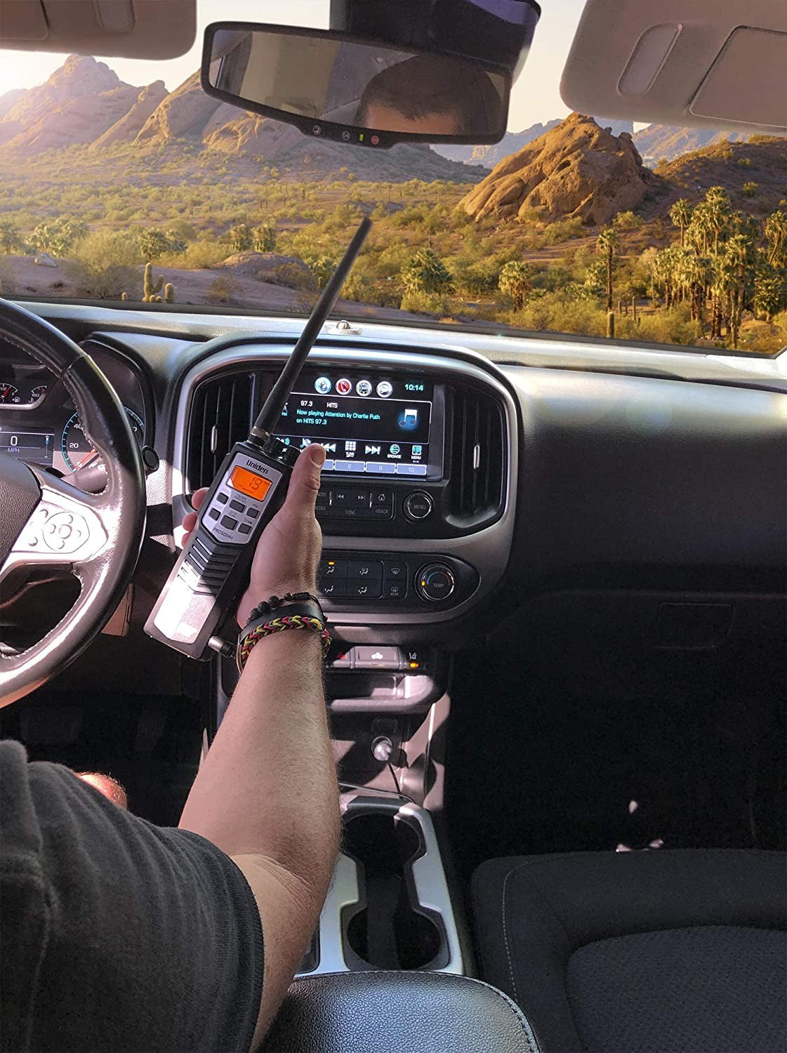 Uniden PRO501TK Pro Series Radio CB portátil